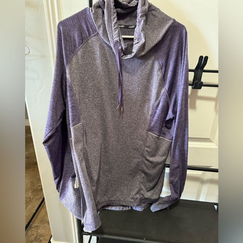Avia XXL woman’s workout yoga shirt neck warmth purple